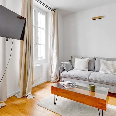 Bnbnova - 1br - Eiffel Tower & Rue Gros Caillou